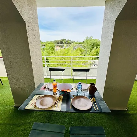 Διαμέρισμα Le 409 Climatise, Rooftop, Parking, A 10 Min Du Centre D'aix En Provence