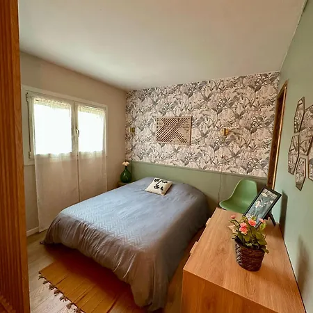 Apartment Le 409 Climatise, Rooftop, Parking, A 10 Min Du Centre D'aix En Provence