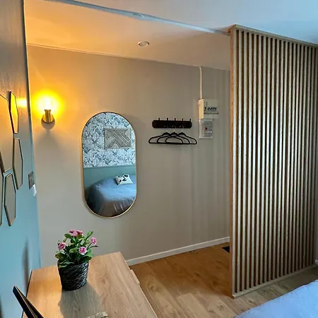 Apartment Le 409 Climatise, Rooftop, Parking, A 10 Min Du Centre D'aix En Provence *