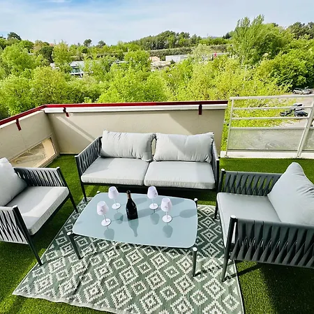 Le 409 Climatise, Rooftop, Parking, A 10 Min Du Centre D'aix En Provence *